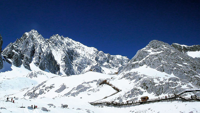 玉龍雪山旅游