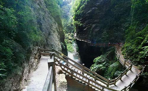 龍水峽地縫