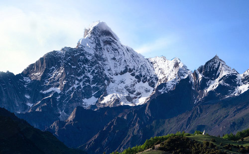 四姑娘山