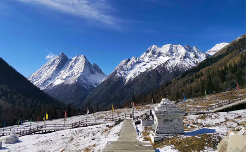 四姑娘山