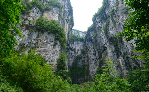 天坑三橋